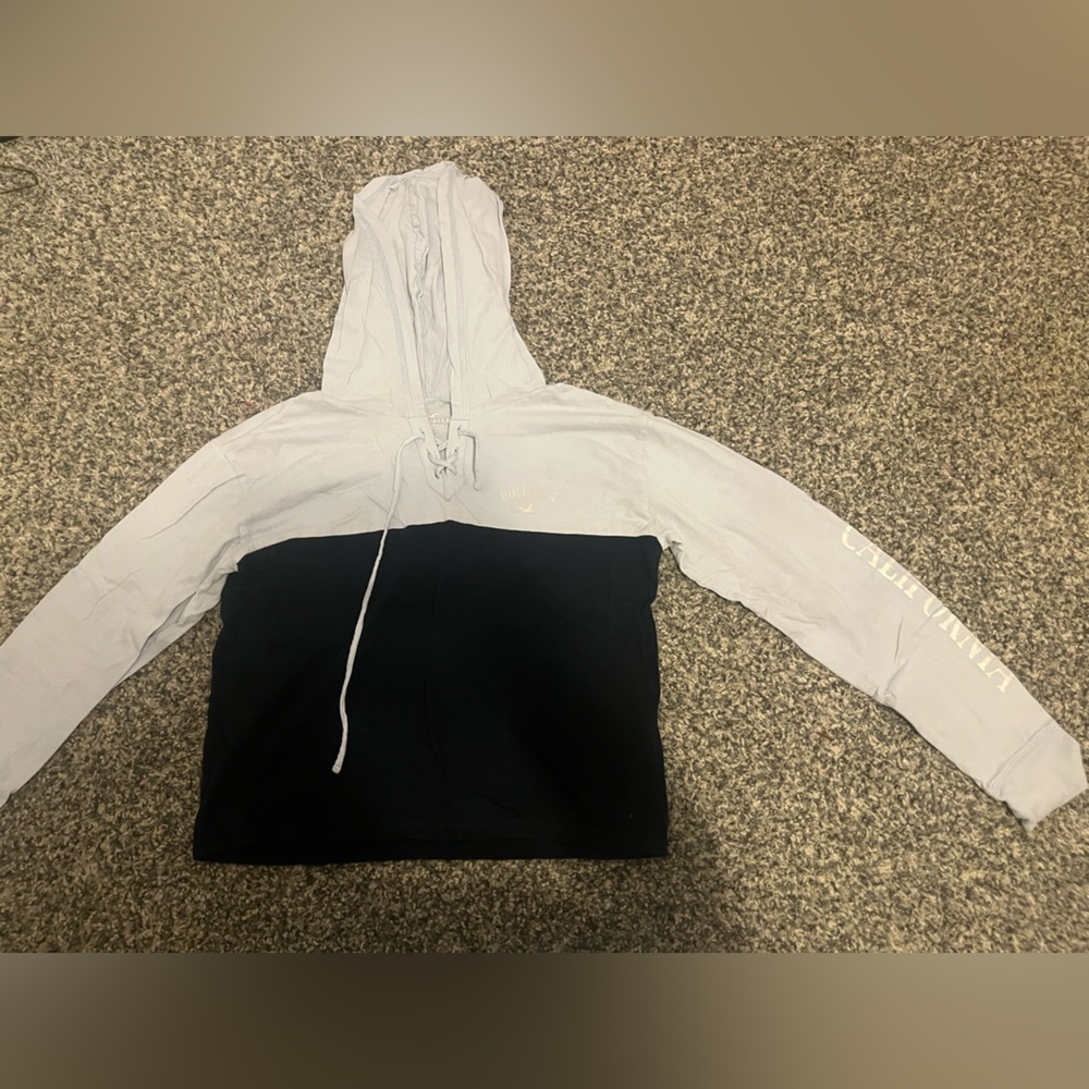 Hollister light sweatshirt